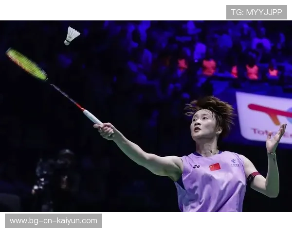 中国羽毛球队混双反击：连续扣杀成就胜利的节拍