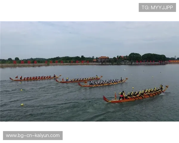 “东安湖赛场:水上英雄争霸,龙舟竞速成焦点”