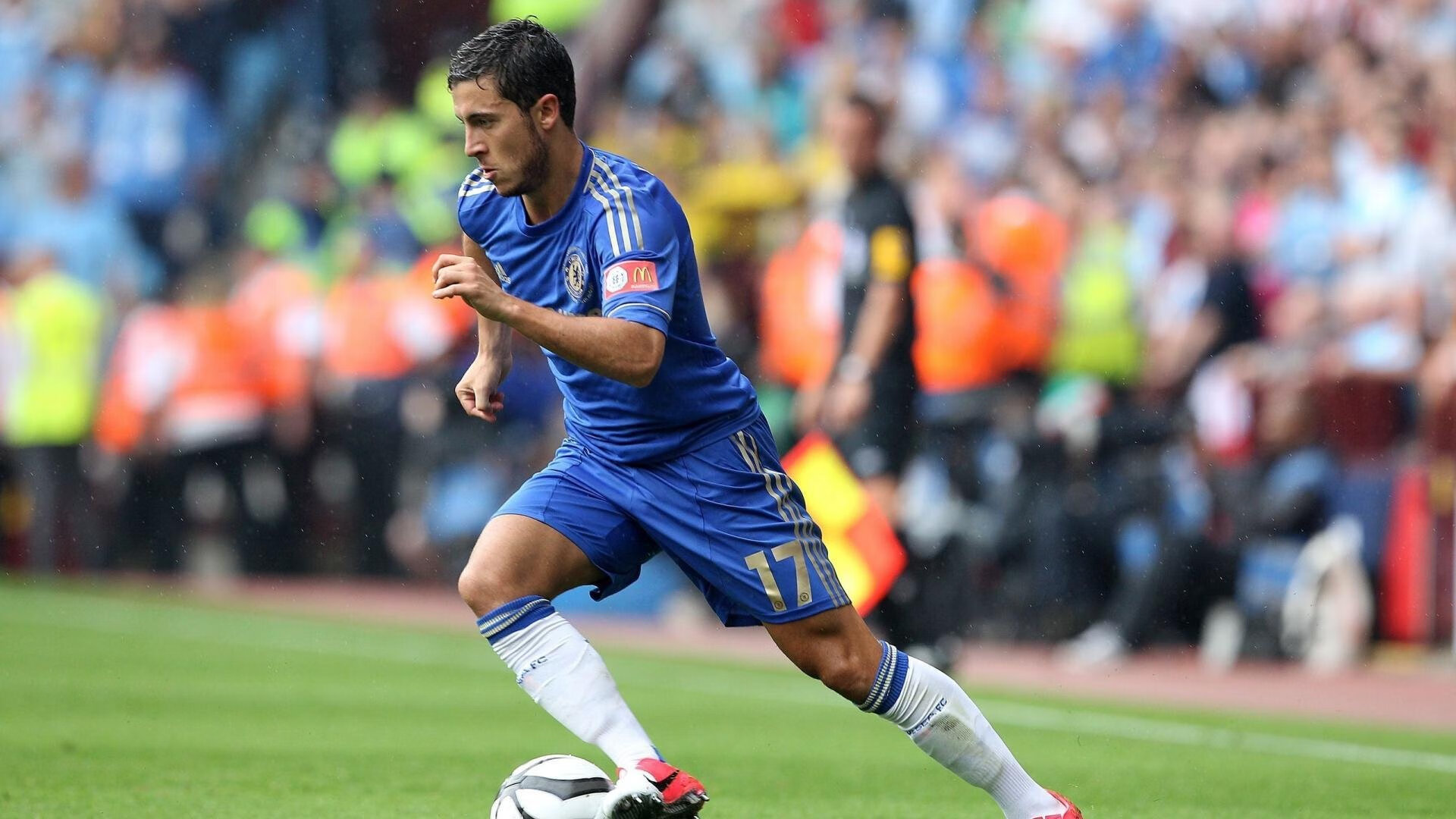 开云体育娱乐-德甲“榜首厮杀”_拜仁连续追赶多特